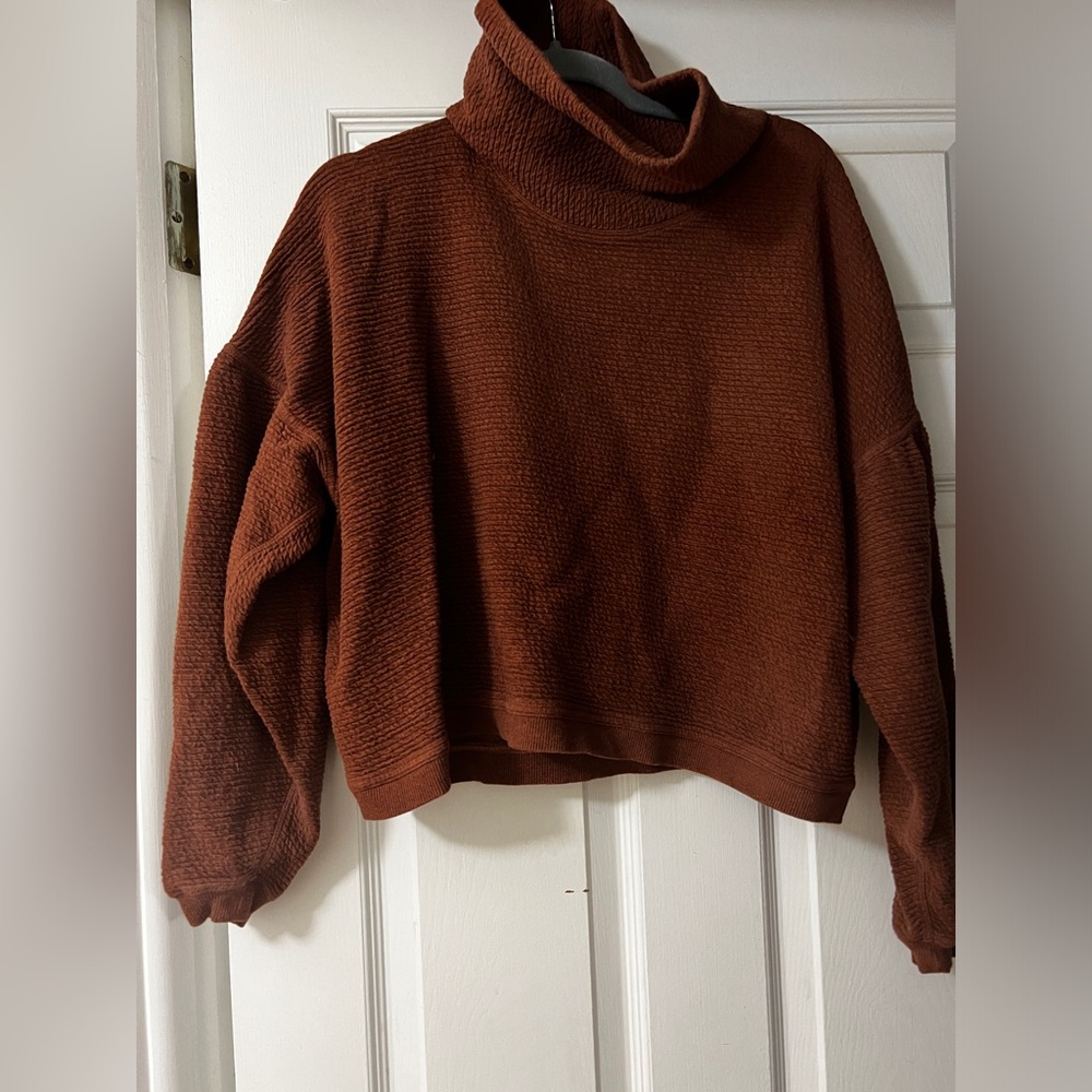 Lululemon “Peaceful Moments Pullover”:  Copper: Turtleneck Cropped Sweater: M/L